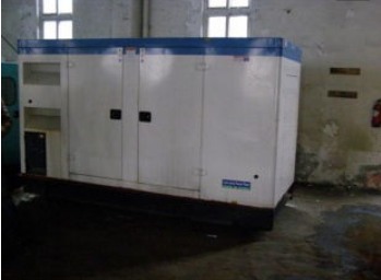 北京康明斯150kw大型柴油二手发电机组